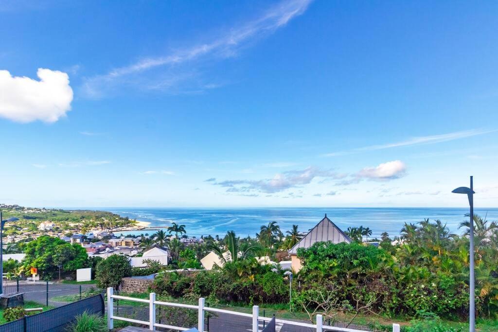 Oceanides - Studio Renove Avec Magnifique Vue Mer - Saint-Gilles-Les-Bains Buitenkant foto